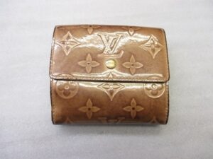【ルイ・ヴィトン】ヴェルニの財布のカラーチェンジ