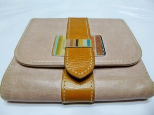 【革の財布修理】ポールスミス、色褪せた財布のカラーチェンジ