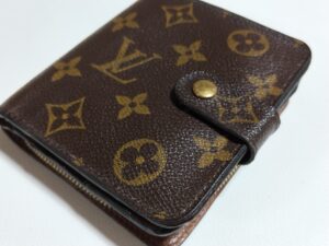 補修後のルイ・ヴィトン財布