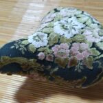布地貼り付け後の自転車のサドル
