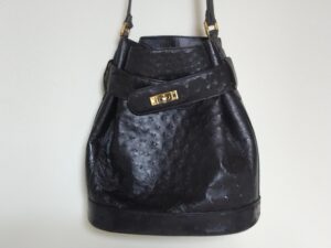 補修後のオーストリッチレザーバッグ