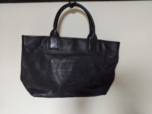 固くなったトリーバーチのバッグ