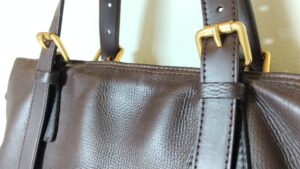 交換補修後の持ち手ベルト通し部分