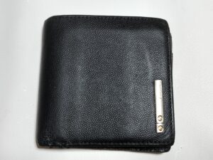 補修後のカルティエ財布