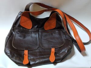 修理後のジャスエムビーのバッグ