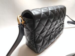 製作したバッグインバッグ挿入時のシャネルマトラッセバッグ