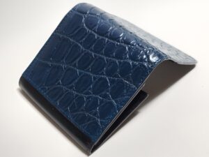 カラーチェンジ後のクロコダイルレザー財布
