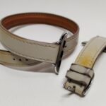 補修前のアップルウォッチの変色したベルト