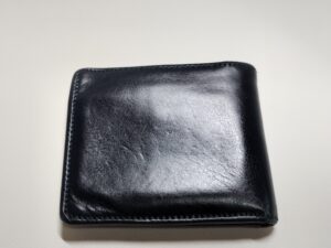 補修後のペローニの財布