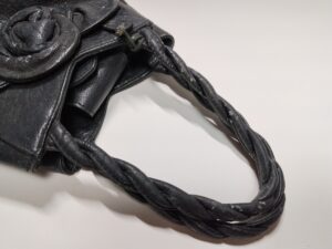 スレ傷のあるイビザのバッグ
