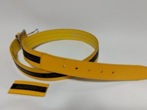 長さ調整補修後のカステルバジャックのベルト