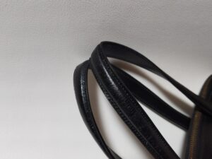 補修後のセリーヌのバッグの持ち手