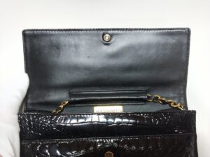 カラーチェンジ後のクワンペンのクロコダイルレザーバッグ内側