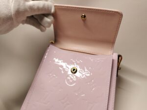補修後のルイ・ヴィトンヴェルニのバッグ内側