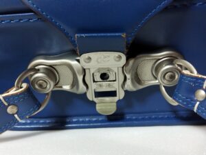 壊れてしまったランドセルの錠前