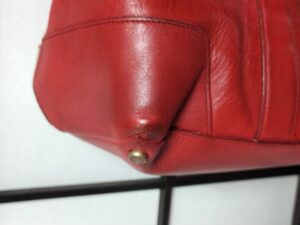 修理後のコーチのトートバッグコーナー部分