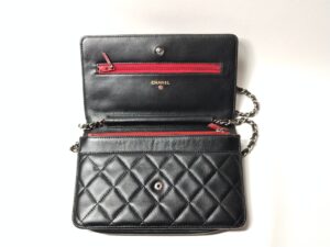 カラーチェンジ後のシャネル マトラッセ チェーンウォレット内側