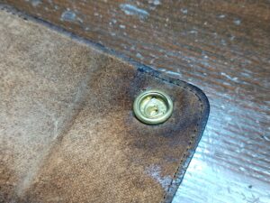 壊れたテンダーロインの財布のホック