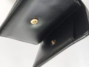 交換修理後のマリークワントの財布のホック