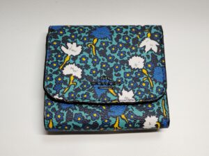 内装修理後のコーチの財布