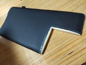 修理前のキャンピングカーのシート