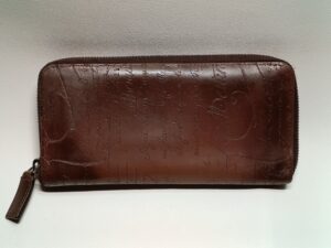 リカラー修理後のベルルッティの財布