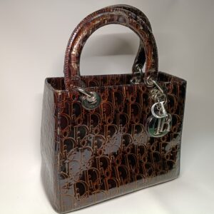 【ディオール エナメルレザーバッグ修理】ブラウンからブラックにカラーチェンジ