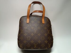 修理前のルイ・ヴィトンモノグラムのバッグ