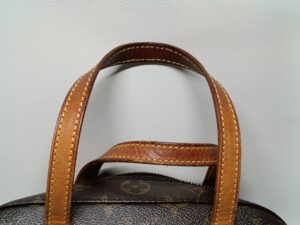 交換修理前のルイ・ヴィトンモノグラムのバッグ持ち手
