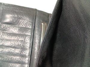 札入れの内装破れ修理後の革の財布