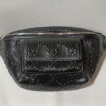 カスタマイズ前のグッチのウエストポーチ