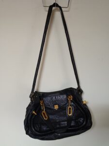 ショルダーベルト修理後のクロエのバッグ