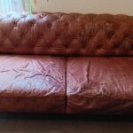 修理前の本革ソファ