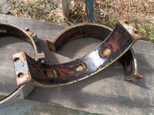 修理前の劣化した治具の革部分