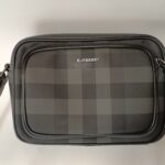 修理前のバーバーリーのショルダーバッグ