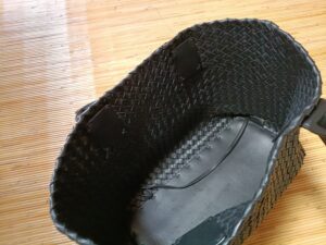 カラーチェンジ後のボッテガ・ヴェネタのトートバッグの内側