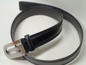 革交換修理後のグッチのベルト