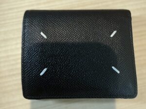 【革財布部分修理】ポケット内側の布生地剥がれを綺麗に交換