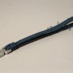 修理前のプラダのストラップ