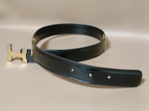 修理後のミッシェルアドルフのベルト