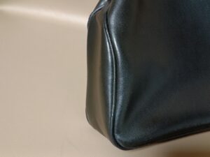 修理後のバッグのパイピング