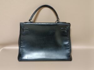 修理後のエルメスケリーバッグ背面