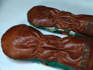 修理前のベティナルディのゴルフ用ヘッドカバー